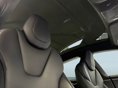 Used 2018 Tesla Model S 75D image 25