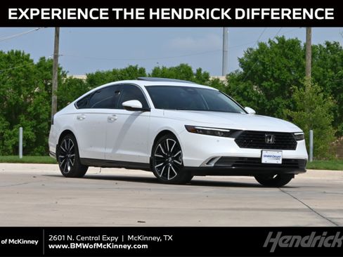 Used 2024 Honda Accord Touring image 1