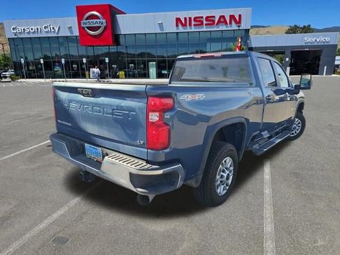 Used 2025 Chevrolet Silverado 2500 LT w/ Convenience Package image 8