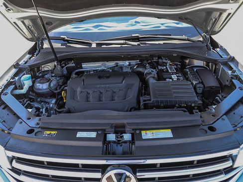 Used 2022 Volkswagen Tiguan SE FWD image 26