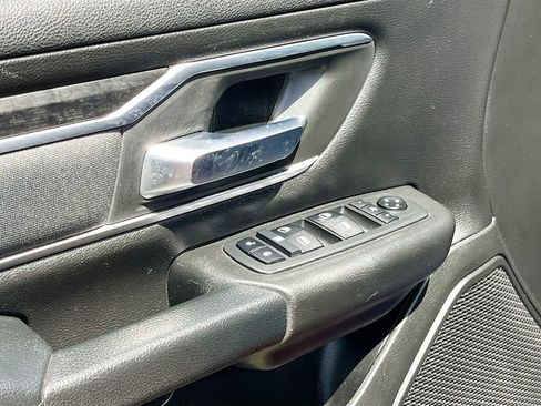 Used 2019 RAM 1500 Big Horn image 17