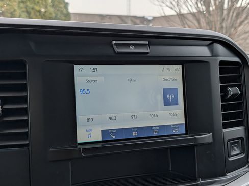 Used 2025 Ford F250 XLT image 19