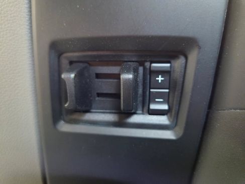 Used 2019 Ford F150 XL w/ Equipment Group 101A Mid AWD/4WD image 32
