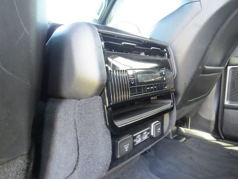 Used 2022 Jeep Wagoneer Series I RWD image 6
