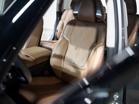 Used 2025 INFINITI QX80 Sensory AWD/4WD image 26