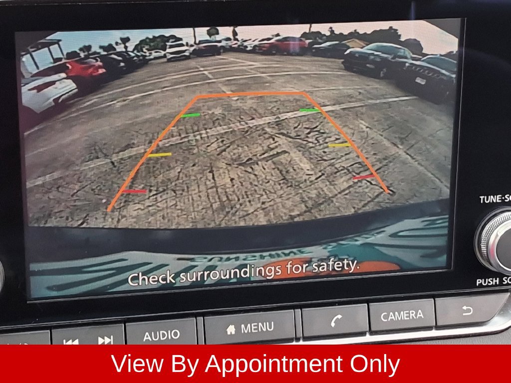Used 2025 Nissan Altima 2.5 SV FWD image 14