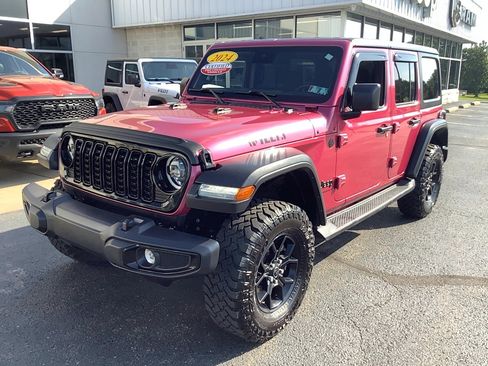 Used 2024 Jeep Wrangler Unlimited Sport AWD/4WD image 2