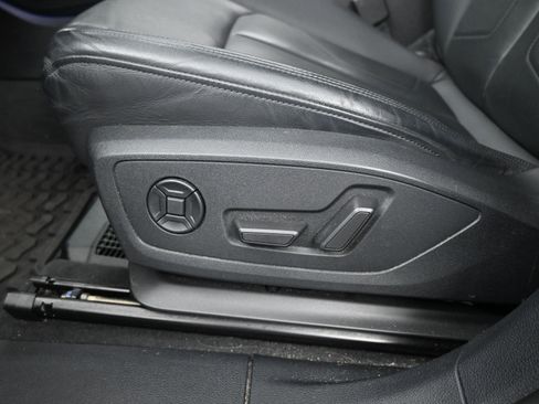 Used 2022 Audi Q3 2.0T Premium Plus image 11