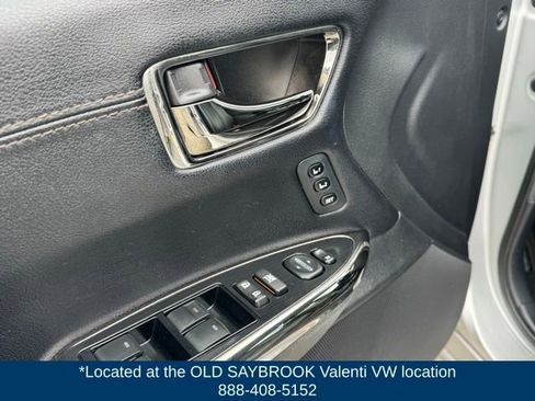 Used 2014 Toyota Avalon XLE Touring FWD image 30
