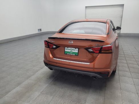 Used 2021 Nissan Altima 2.5 SR FWD image 7
