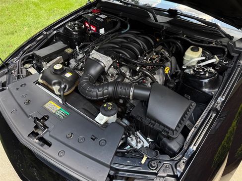 Used 2007 Ford Mustang GT RWD image 51