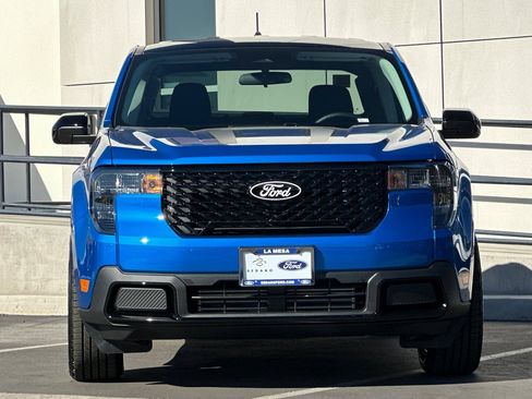 New 2025 Ford Maverick XLT w/ XLT Luxury Package image 8