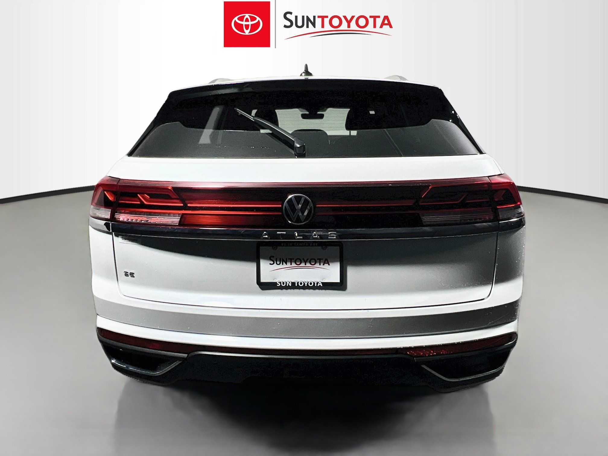 Used 2026 Volkswagen Atlas Cross Sport SE FWD image 5