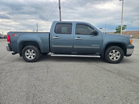 Used 2013 GMC Sierra 1500 SLE w/ Power Tech Package AWD/4WD image 2