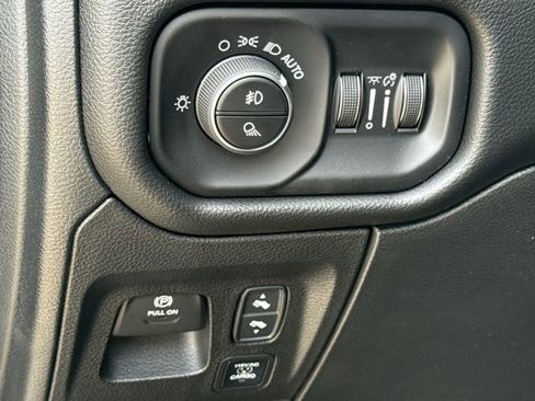 New 2026 RAM 1500 Big Horn AWD/4WD image 21