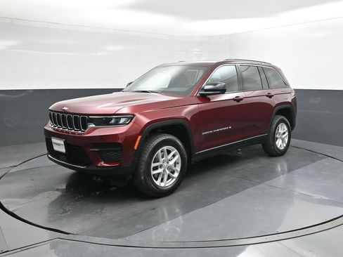 New 2025 Jeep Grand Cherokee Laredo X image 34