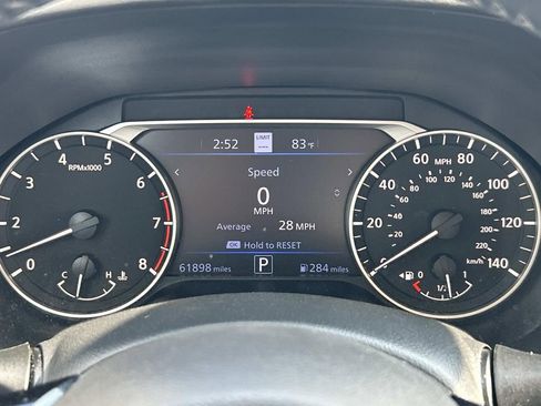 Used 2023 Nissan Altima 2.5 SV w/ SV Premium Package image 32