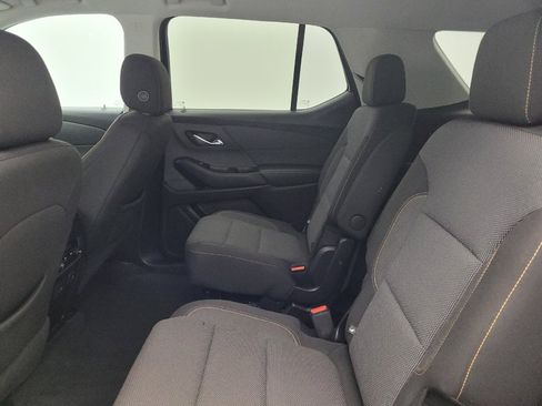 Used 2021 Chevrolet Traverse LT w/ LPO, Cargo Package AWD/4WD image 18