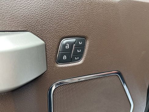 Used 2022 Ford F250 King Ranch w/ King Ranch Ultimate Package image 12