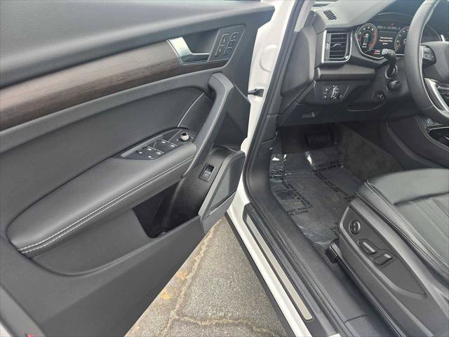 Used 2023 Audi Q5 2.0T Premium Plus w/ Premium Plus Package AWD/4WD image 23