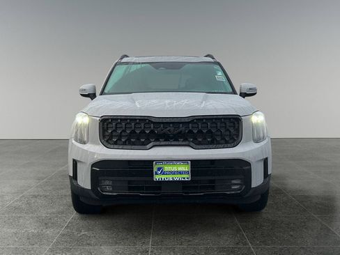 Used 2025 Kia Telluride SX Prestige X-Line image 2