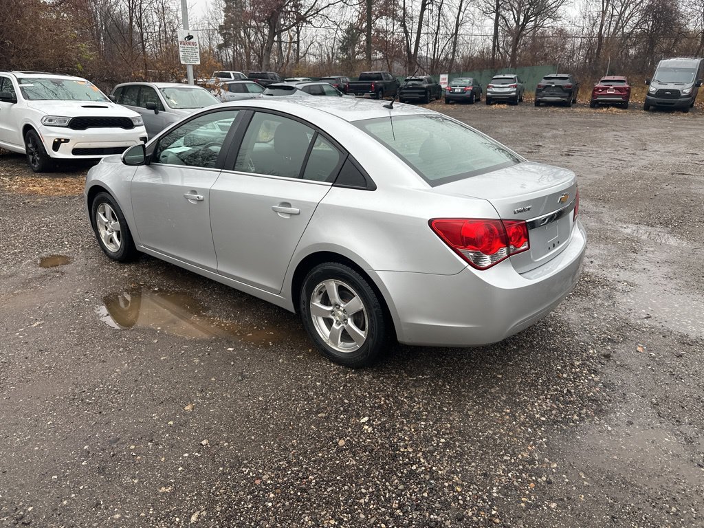 Used 2011 Chevrolet Cruze LT FWD image 3
