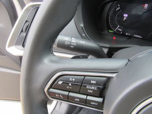 Used 2024 MAZDA CX-90 Plug-In Hybrid w/ Preferred AWD/4WD image 30
