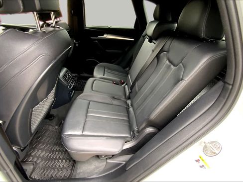 Used 2025 Audi Q5 2.0T Premium Plus w/ Premium Plus Package AWD/4WD image 20