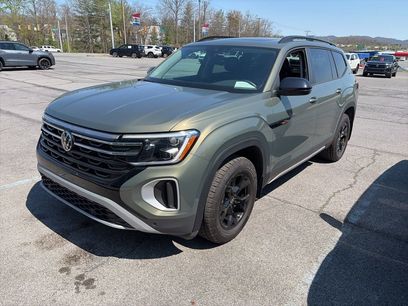 Used 2025 Volkswagen Atlas Peak Edition SE