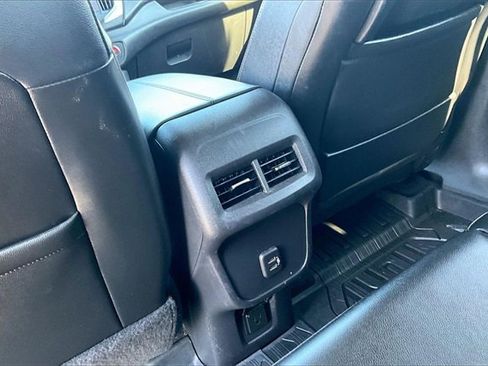 Used 2020 GMC Terrain SLT image 27