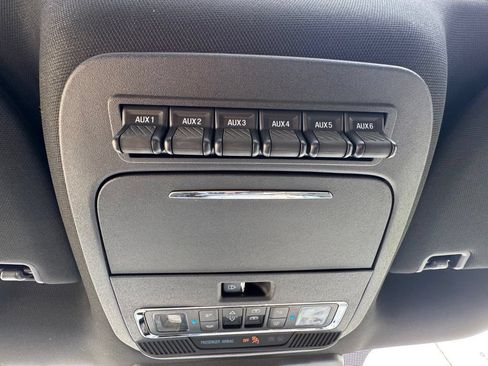 Used 2025 Ford F150 Raptor w/ Equipment Group 803A Raptor R AWD/4WD image 41