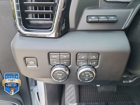 New 2026 GMC Sierra 2500 Denali Ultimate AWD/4WD image 21