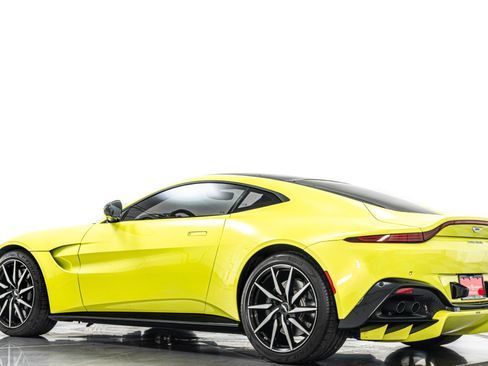 Used 2019 Aston Martin V8 Vantage Coupe RWD image 33