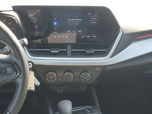Certified 2024 Chevrolet Trax RS FWD image 12