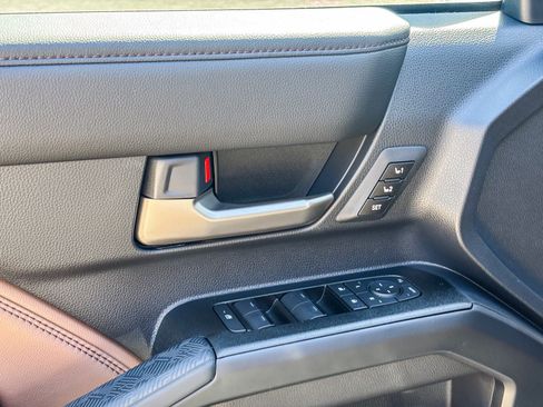 New 2026 Toyota 4Runner Limited AWD/4WD image 22