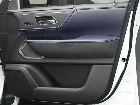 New 2026 INFINITI QX80 4WD image 44