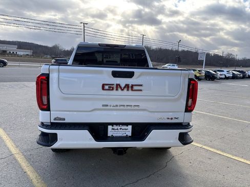 Used 2023 GMC Sierra 1500 AT4X image 4