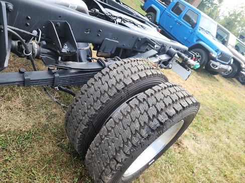 New 2026 RAM 5500 Laramie w/ Laramie Trim Package image 34