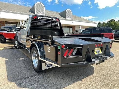 New 2025 Ford F450 Lariat image 5