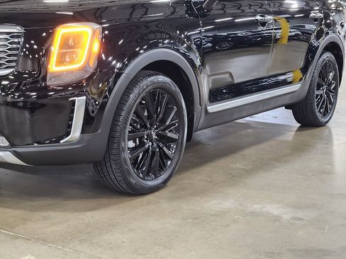 Used 2021 Kia Telluride SX image 17