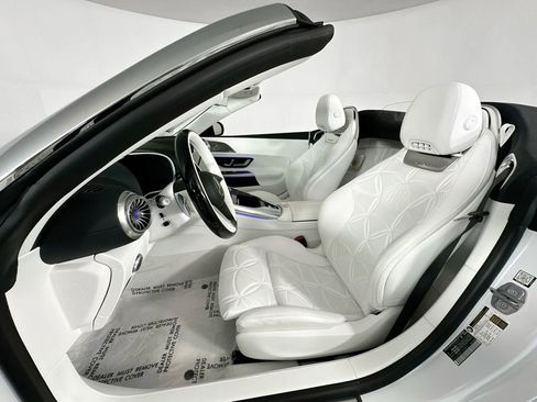 New 2026 Mercedes-Benz Maybach SL 680 image 22