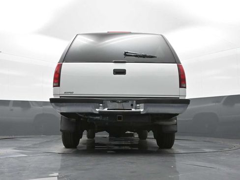 Used 1997 Chevrolet Suburban 2500 w/ Preferred Equipment Group 2 image 31