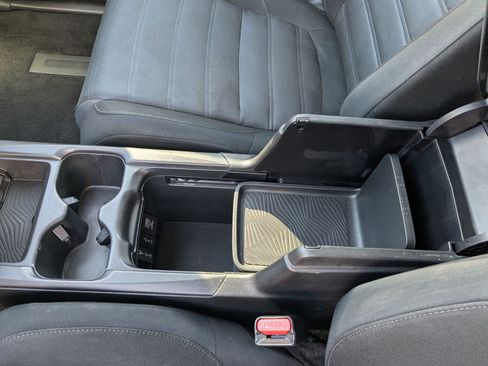 Used 2018 Honda CR-V EX image 29
