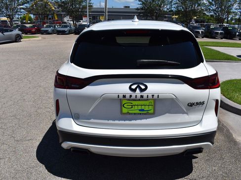 Used 2024 INFINITI QX50 Sport FWD image 11