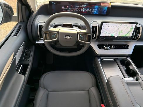 New 2025 Ford Expedition Max Active AWD/4WD image 21