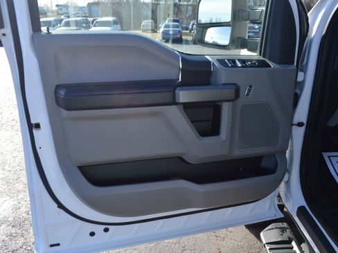 Used 2018 Ford F350 XLT image 14