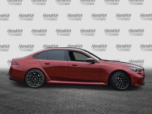 Used 2025 BMW M5 AWD/4WD image 10