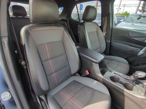 Used 2022 Chevrolet Equinox RS image 28