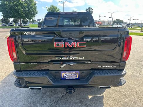 Used 2021 GMC Sierra 1500 Denali w/ Denali Ultimate Package AWD/4WD image 4