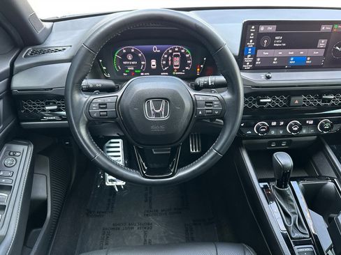Used 2024 Honda Accord Sport image 14
